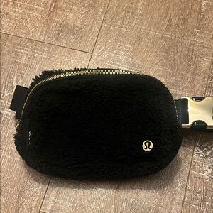 Lululemon Black Fleece Belt Bag